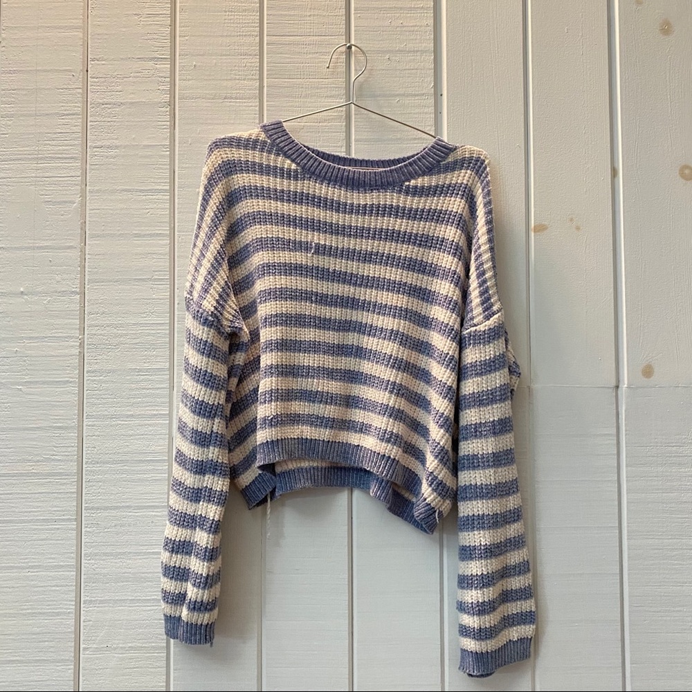 striped pastel knit ❄️